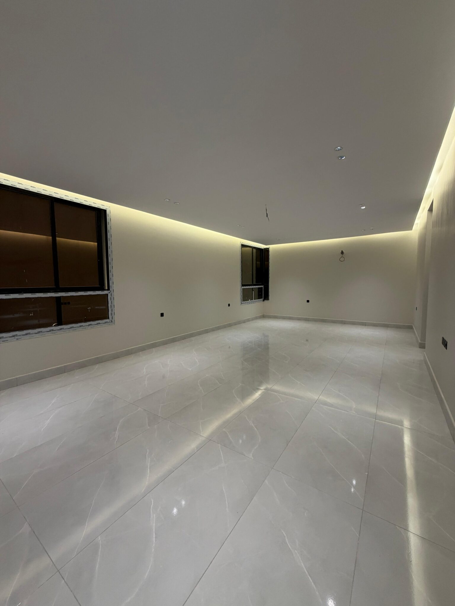 شقق 6 غرف في ابحر الشمالية بجدة على حديقة مباشرة